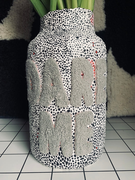 DARE ME vase
